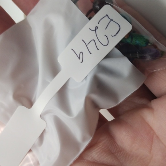 Handmade native earrings E249 - Picture 4 of 4